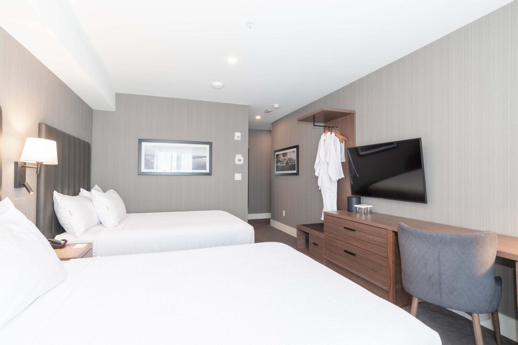 Sandman Signature Saskatoon South Hotel Екстериор снимка